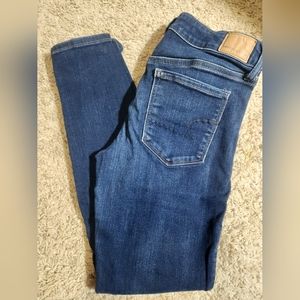 American Eagle Next Level Stretch jeans size 8